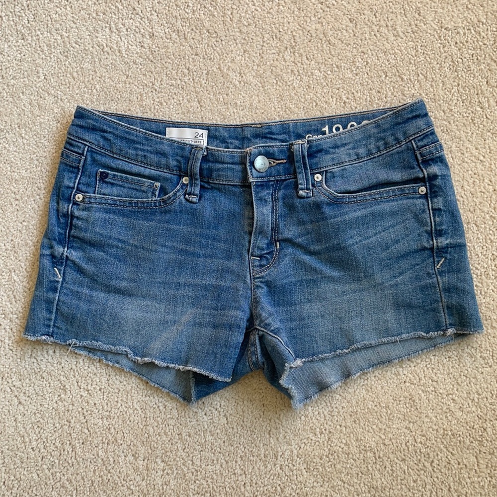 Gap Cut-off Jean Shorts